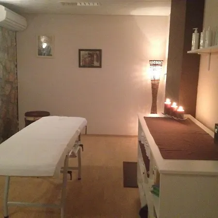 Hotel Kimen Cres