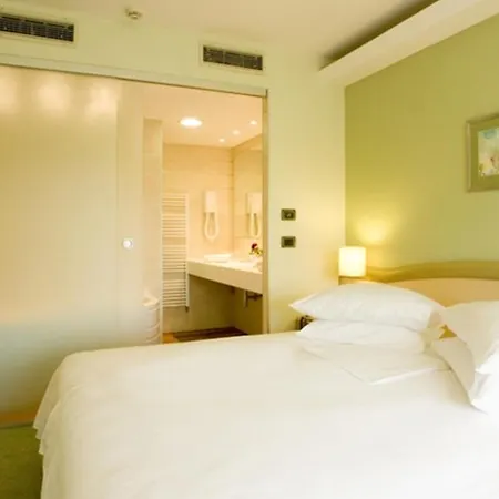 Hotell Kimen 3*